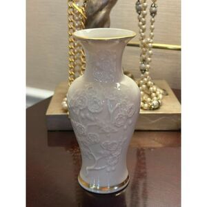Lenox Ivory Porcelain Floral Vase with Gold Trim - 7"